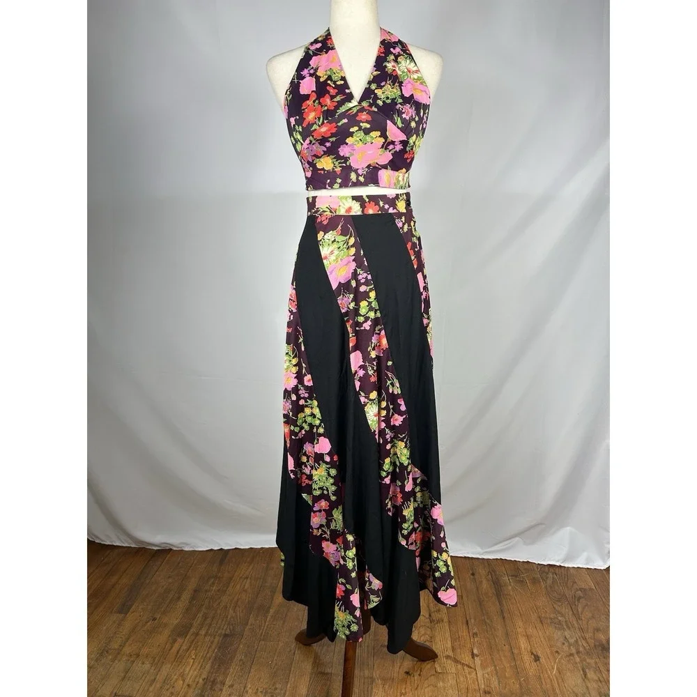 Vintage 70s Pinwheel Floral Two Piece Halter Top Maxi Skirt Set XS/S‎ Mod GoGo